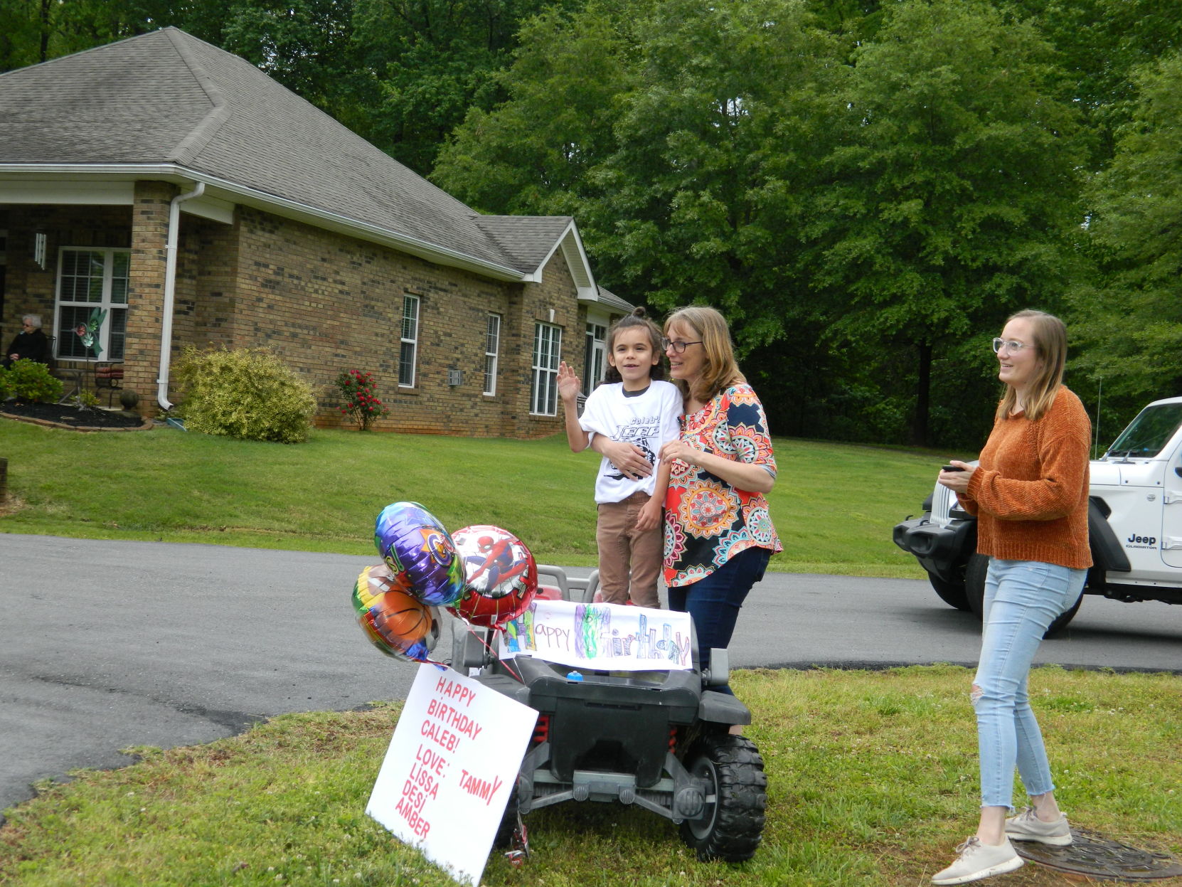 Troutman Jeep parade (36).JPG